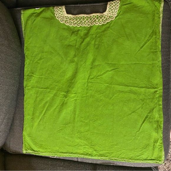 Authentic Mexican embroidered top - Picture 5 of 6